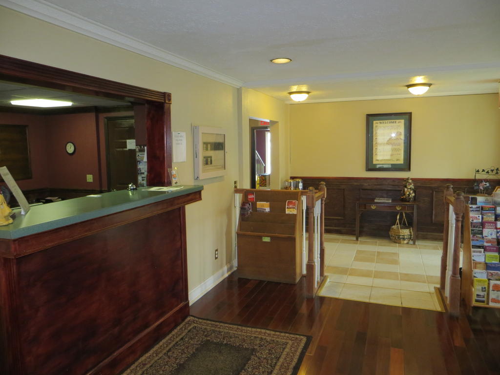 Americourt Hotel And Suites - Elizabethton Extérieur photo