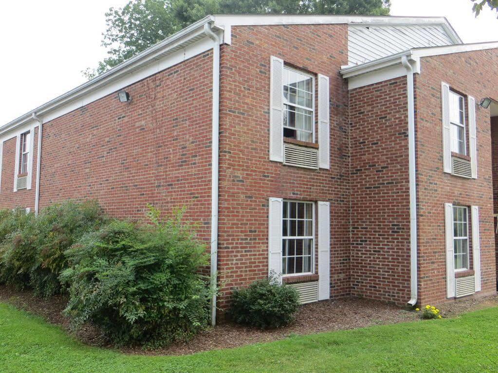Americourt Hotel And Suites - Elizabethton Extérieur photo